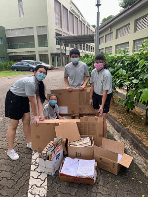Lower Secondary students participating in a series of activities under the Green Compass Programme to nurture interest and commitment to protect the environment, practise sustainable living and advocate green values and practices to others