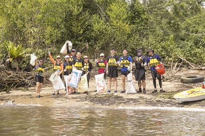 Kayak and Klean – Keeping our waterways clean and green